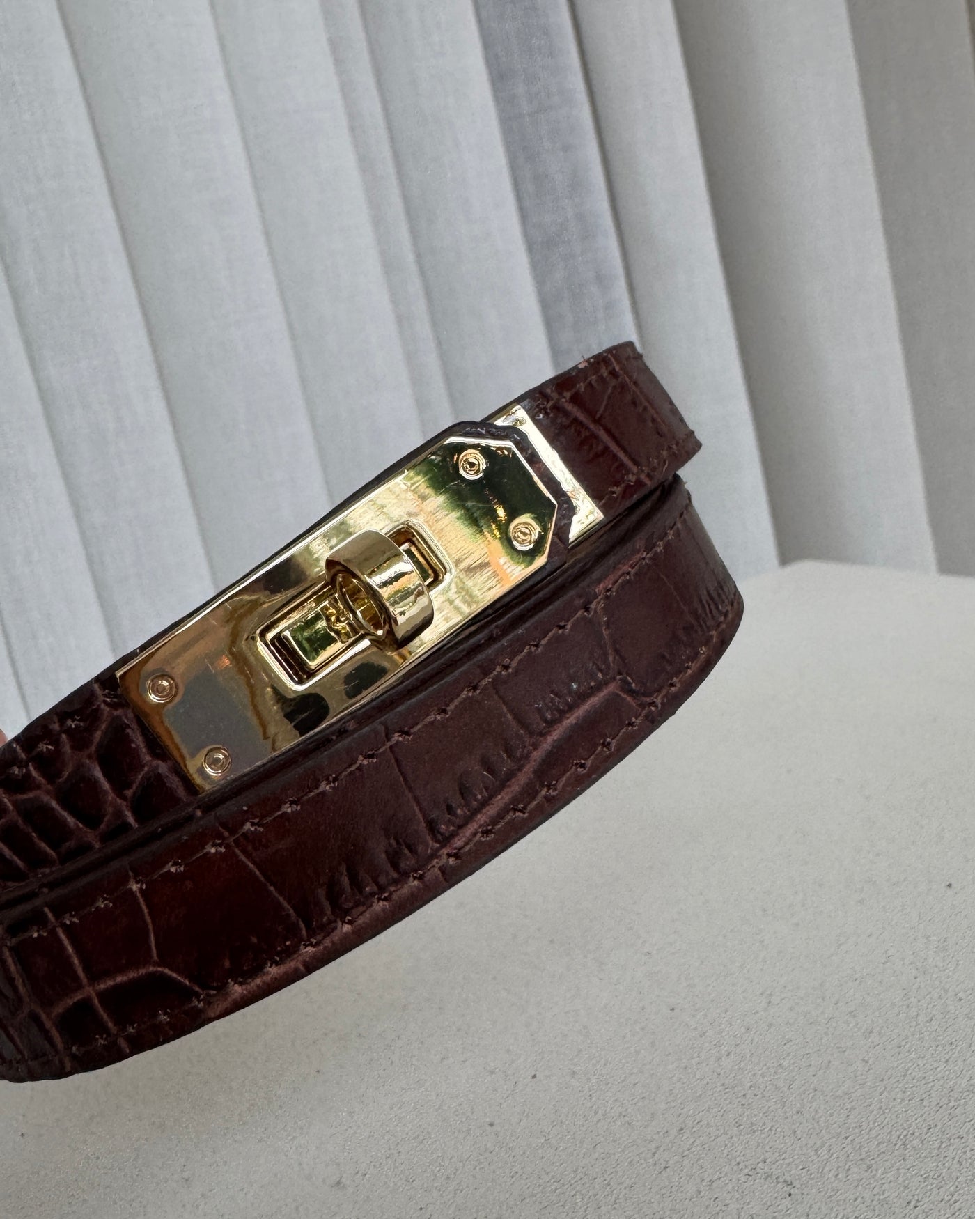 Noa brown textured belt